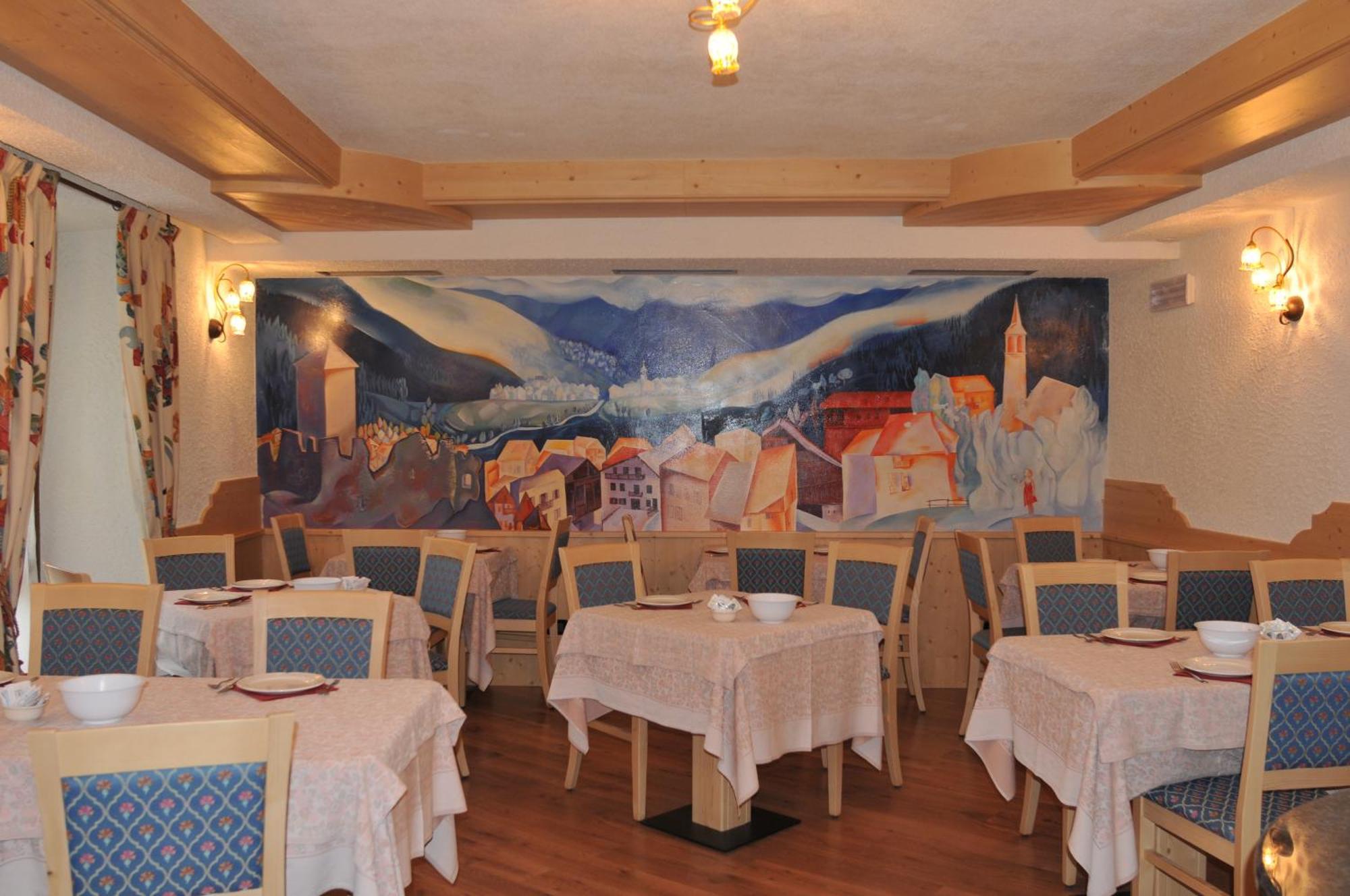 Hotel Il Maniero Ossana Ngoại thất bức ảnh