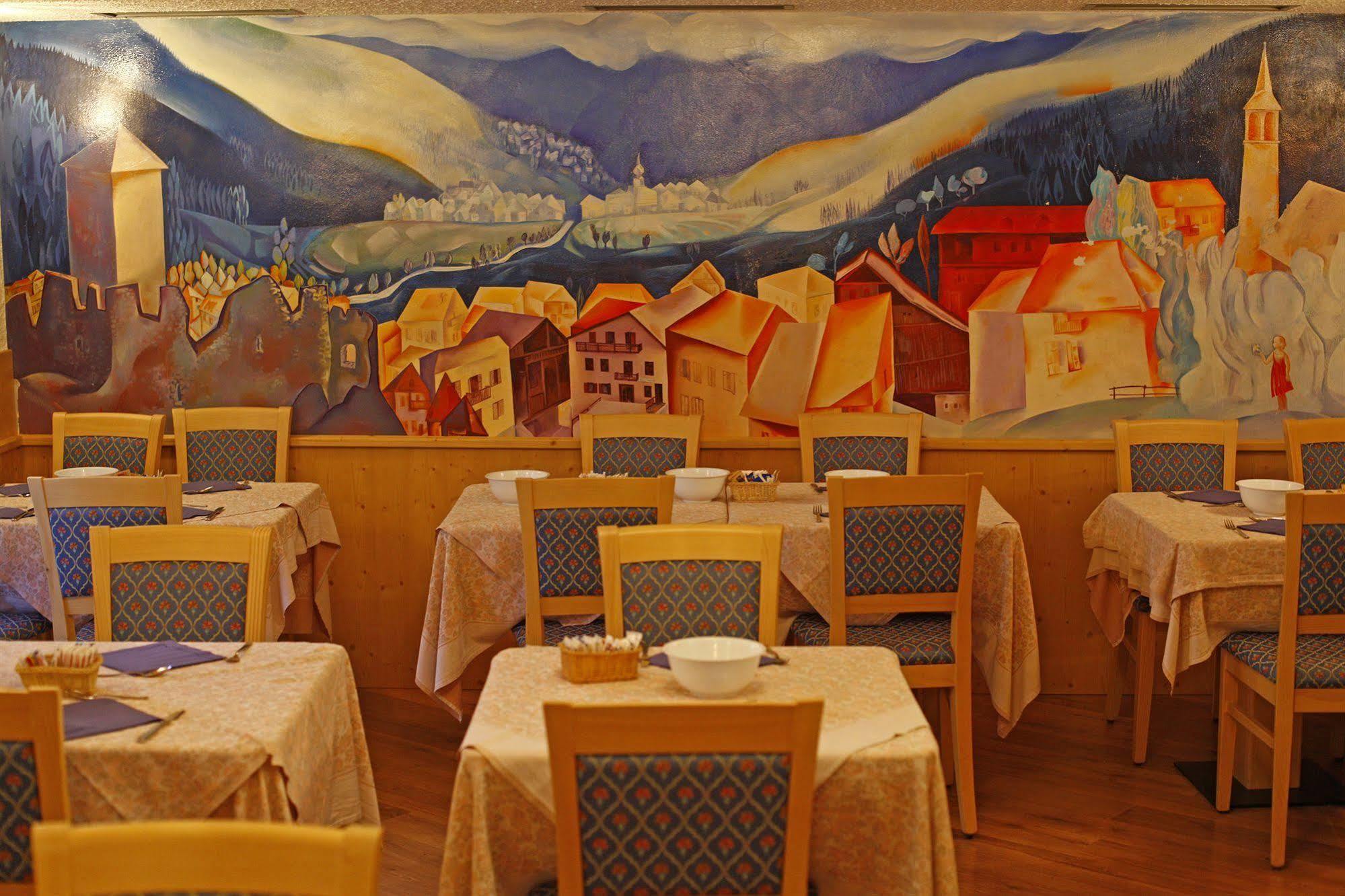 Hotel Il Maniero Ossana Ngoại thất bức ảnh